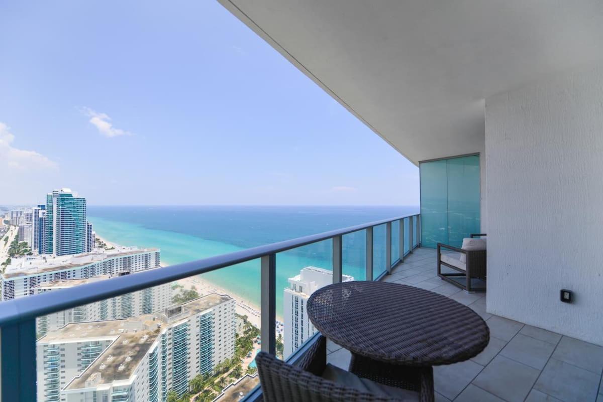 Lyfe On The Beach 25Th Floor 1 Bed Unit With Oceanview Hollywood Dış mekan fotoğraf